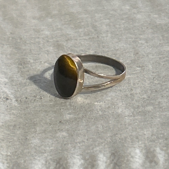 Silver ring - Picture 2 of 6